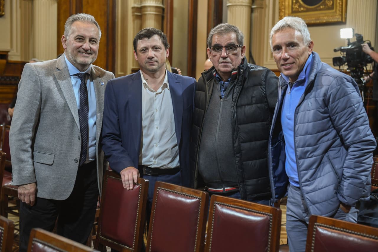 A declaração de Rosario progride como capital nacional da indústria metalúrgica